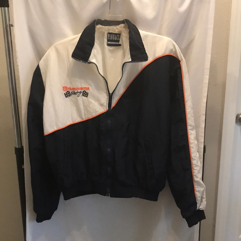 Pinnacle mens size XL racing windbreaker